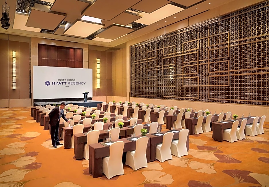 Hyatt Regency Jinan Hotel