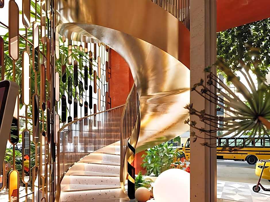 Me Saigon Boutique Hotel