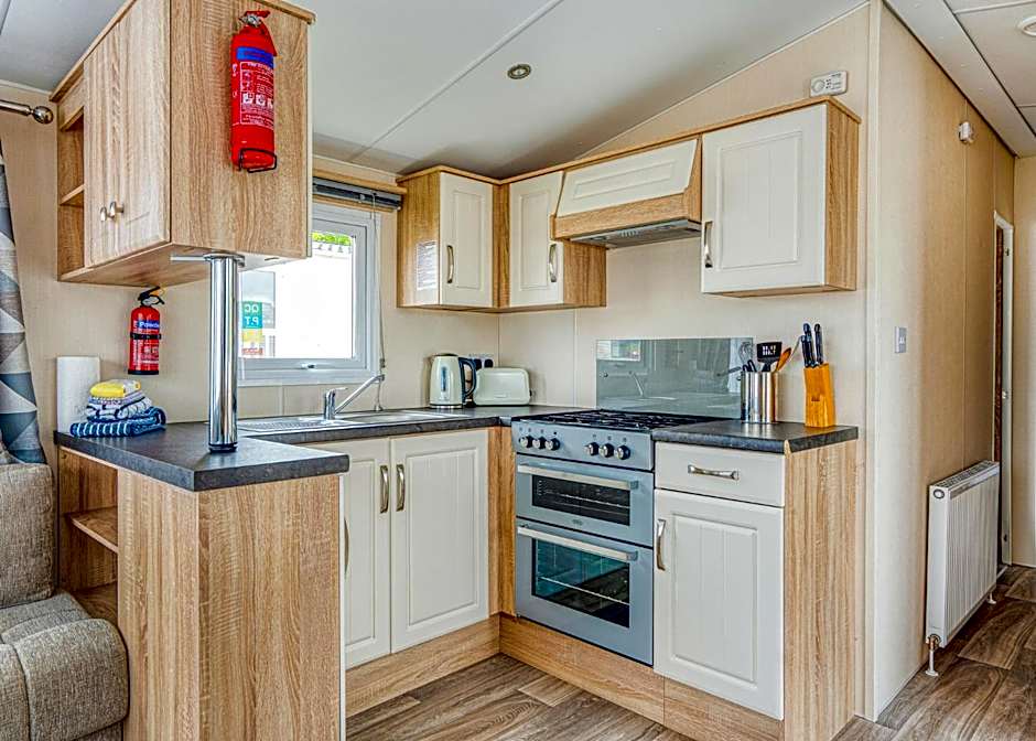 Meadow Lakes Holiday Park