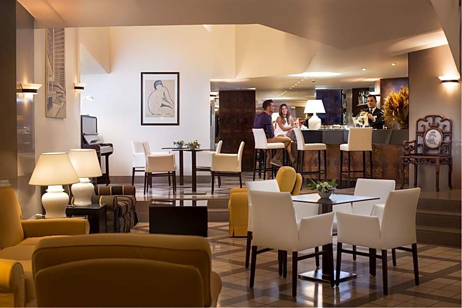 Sardegna Hotel - Suites & Restaurant