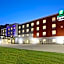 Holiday Inn Express & Suites Columbus North By IHG