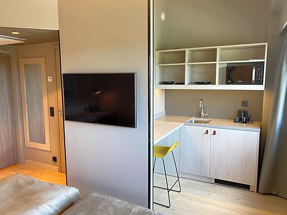 Skyline Airport Hotel