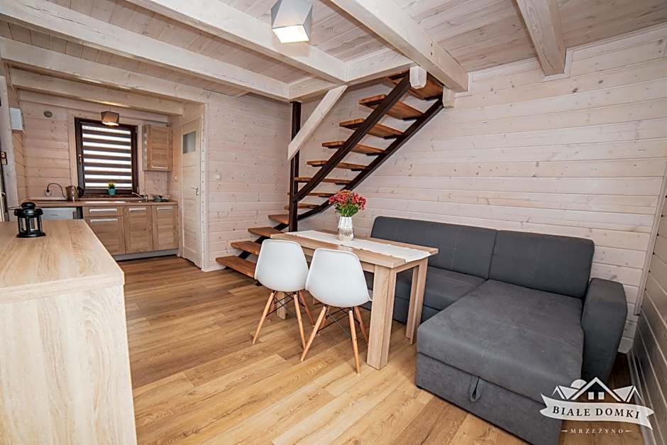 Białe Domki Mrzeżyno