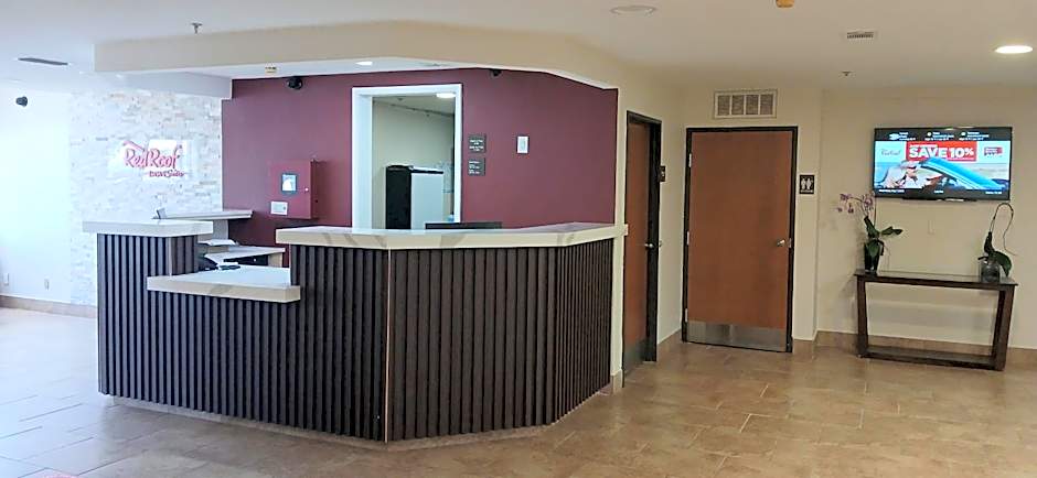 Red Roof Inn & Suites Euless - DFW Airport Southwest