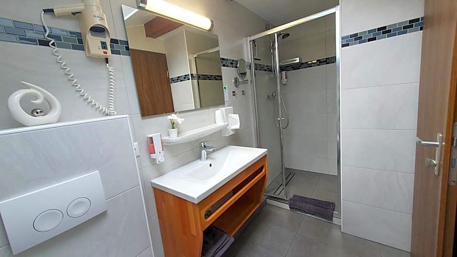 Hotel Garni Haus Alpine - Chiemgau Karte inkl