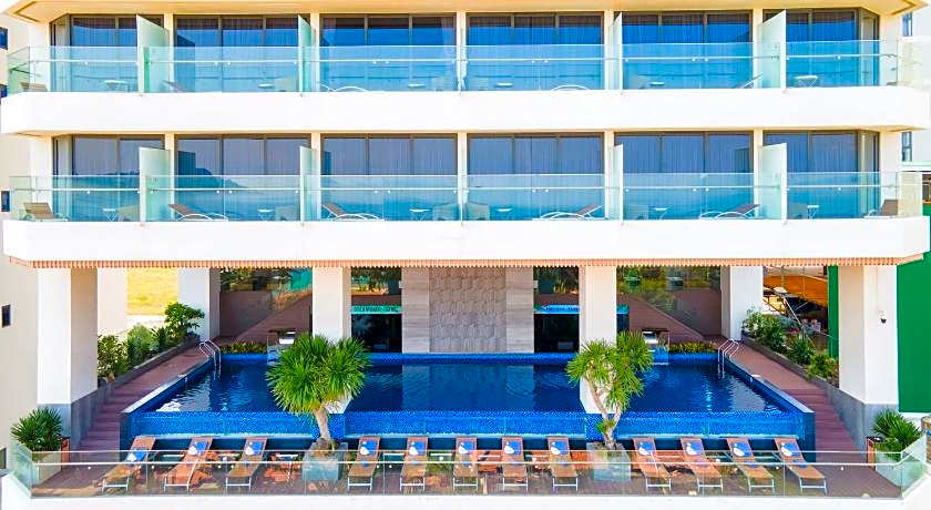 Queen Ann Nha Trang Hotel