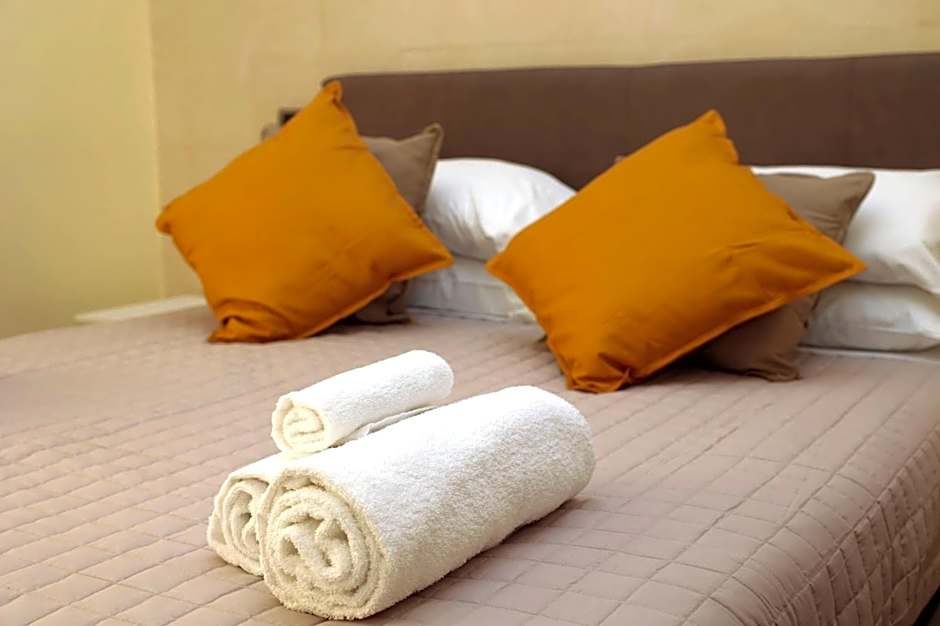 Cardinal Vatican Inn