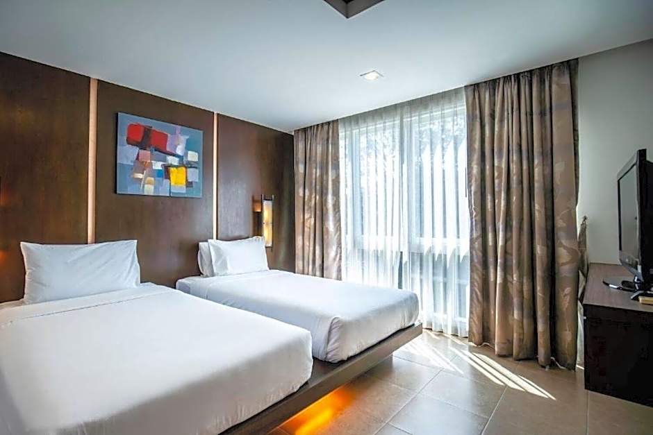 Ratana Hotel Chalong