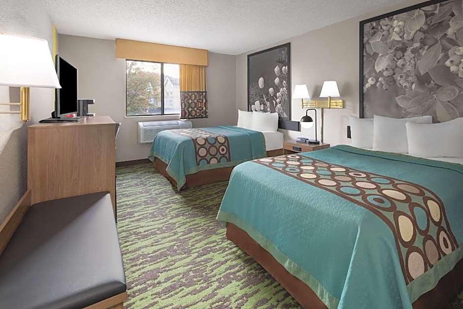 Photo 1 of 5 of 2 Double Beds