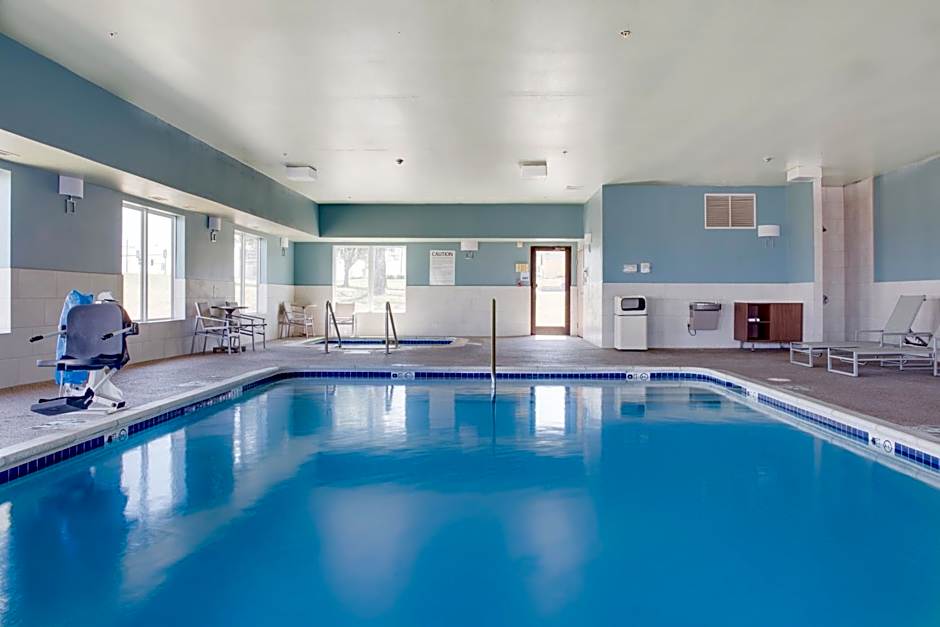 Holiday Inn Express Hotel & Suites Chickasha By IHG
