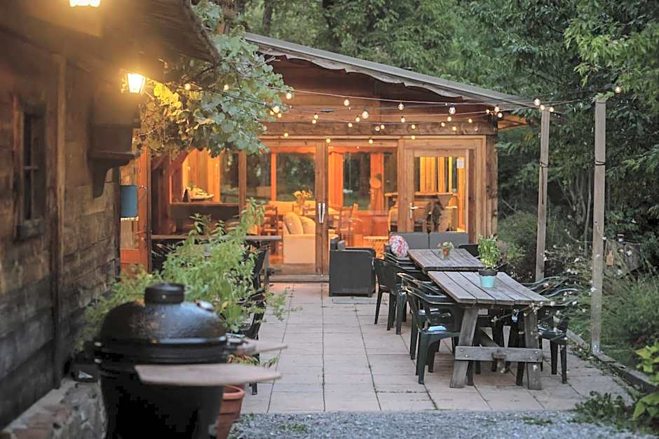 Hôtel Restaurant Gîtes Les 5 Saisons