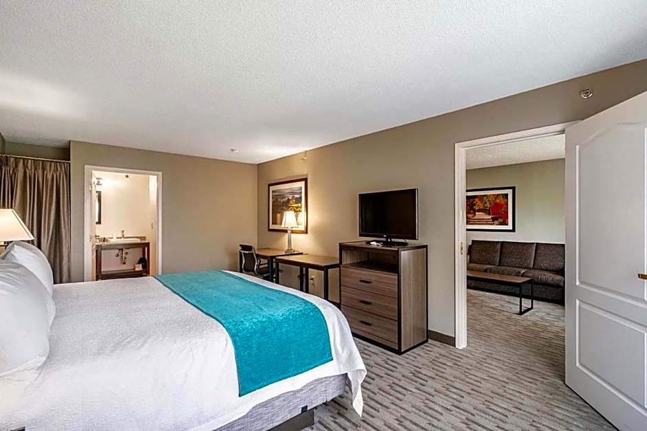 Riverview Inn & Suites, an Ascend Collection Hotel