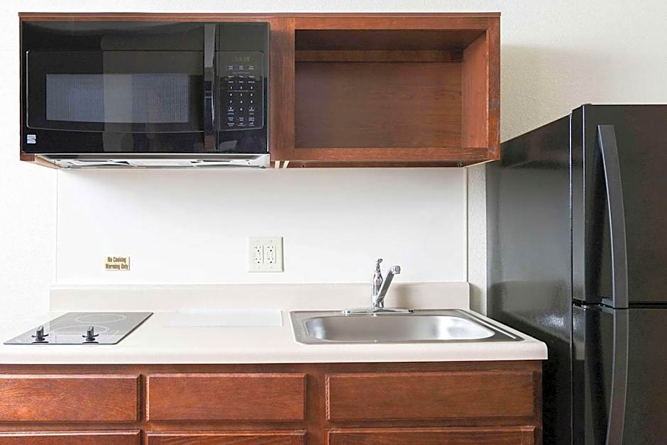 WoodSpring Suites Lafayette