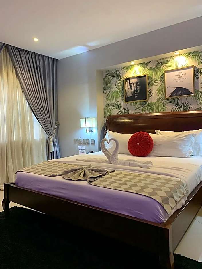 Ten Rooms Boutique Hotel Abuja