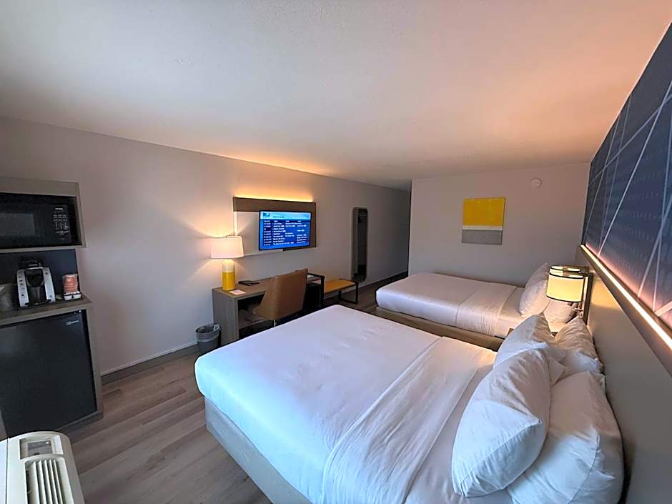 Comfort Inn & Suites Danbury-Bethel