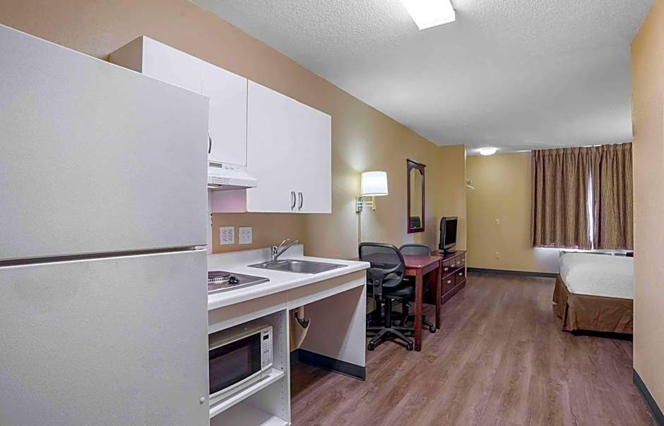 Extended Stay America Suites - Pensacola - University Mall
