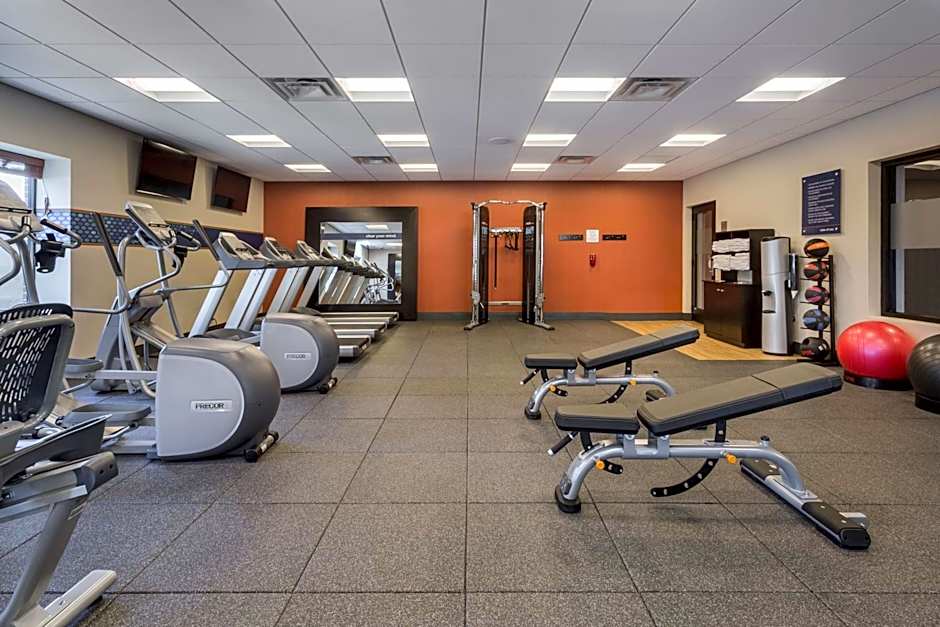Hampton Inn By Hilton - Suites Newport-Cincinnati KY