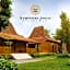 Kampoeng Joglo Boutique Hotel