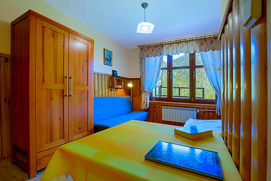 Schronisko PTTK Trzy Korony