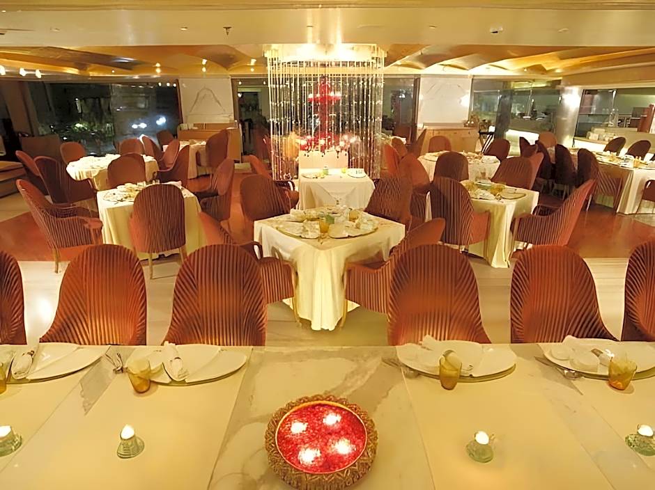 Jaypee Palace Hotel & International Convention Centre