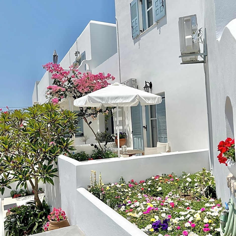 Anita Rooms & Suites Milos