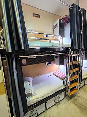 AV Dormitory