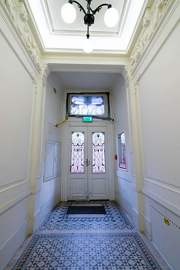 Vienna Residence, City Hall - Parliament