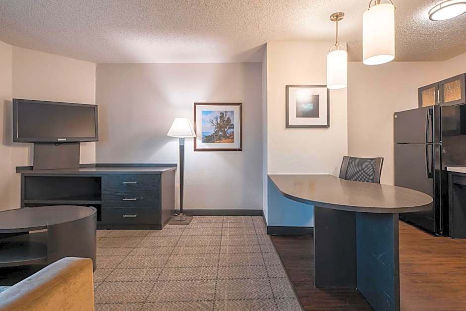 Sonesta Simply Suites Dallas Richardson