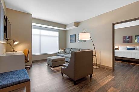 1 King Bed, Suite, No Smoking, Accessible Room