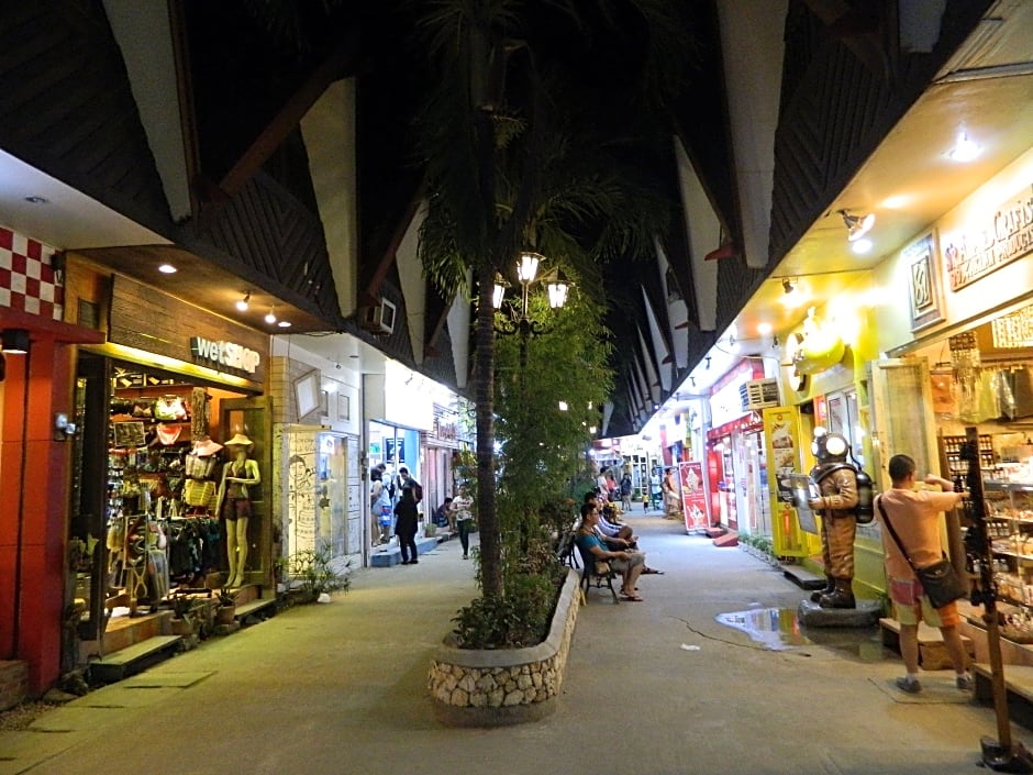 Shore Time Hotel Annex