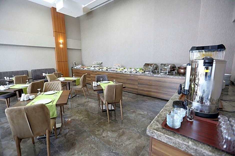 Elips Royal Hotel & SPA