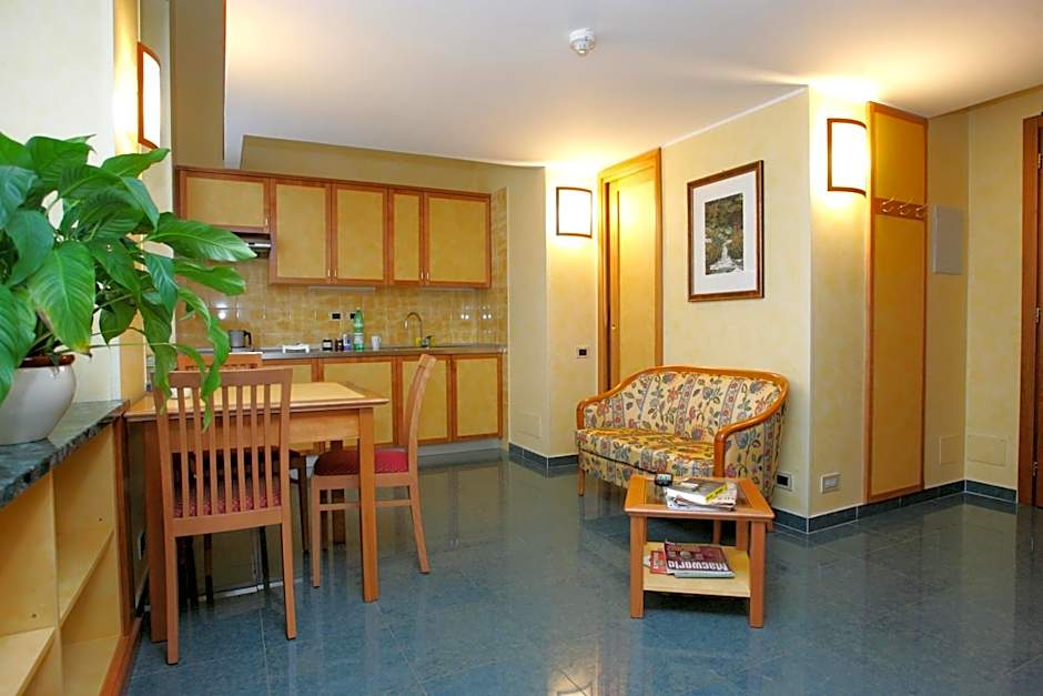 Le Petit Hotel