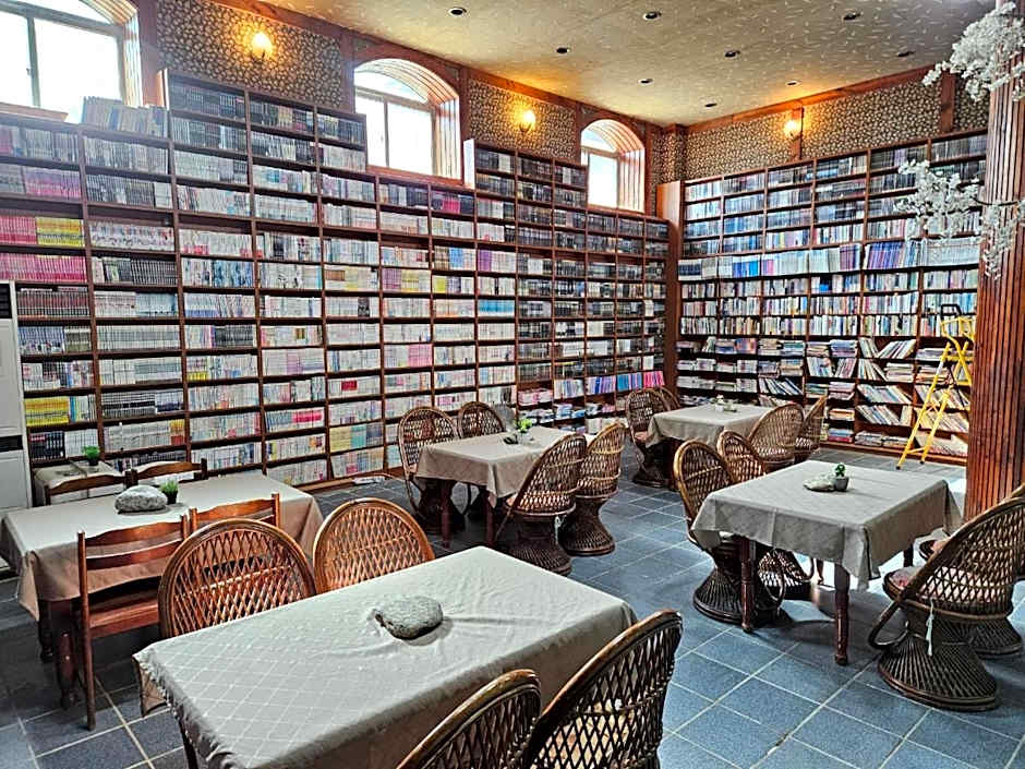 Bandal Book & Stay