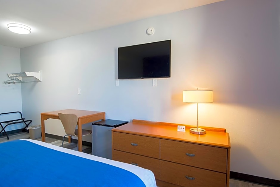 Americas Best Value Inn East Peoria