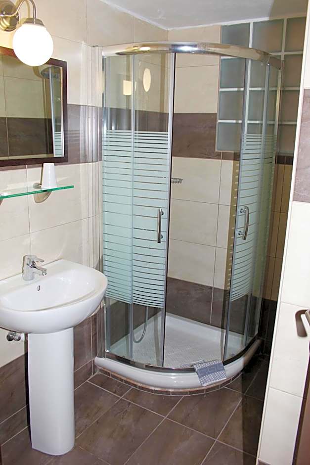 Rea Hotel