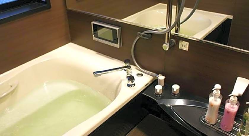 Hotel Livemax Esaka