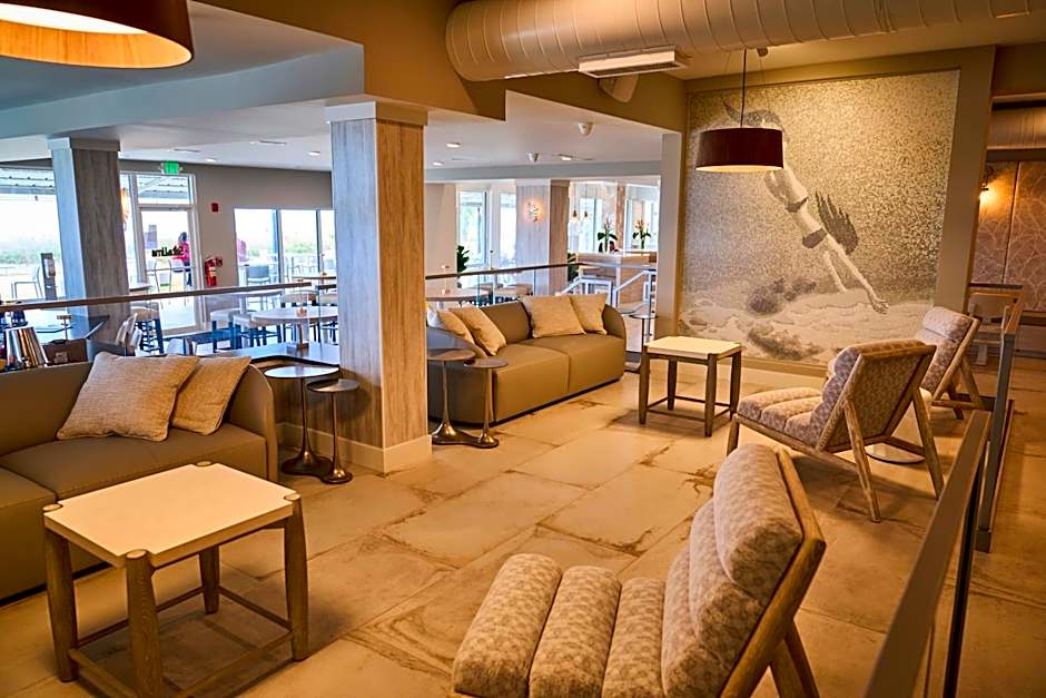 Sand Dunes Tower Suites and Villas