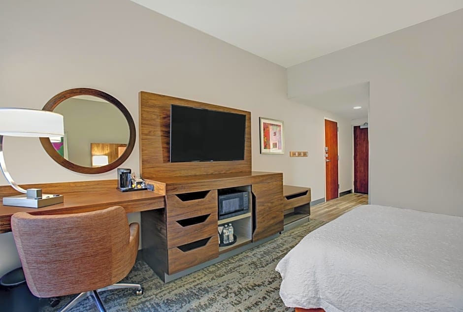 Hampton Inn Salisbury