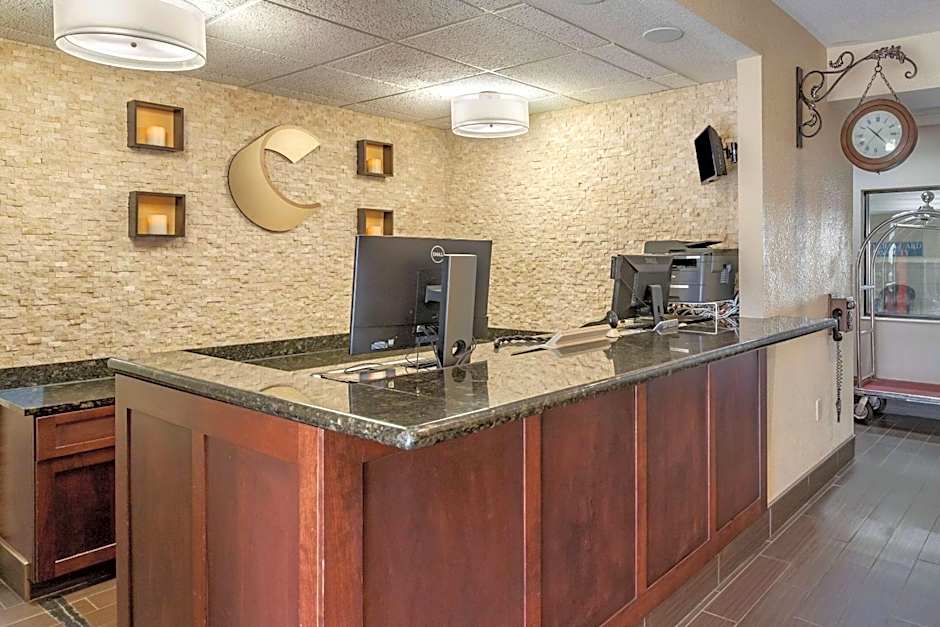 Comfort Inn & Suites Paw Paw