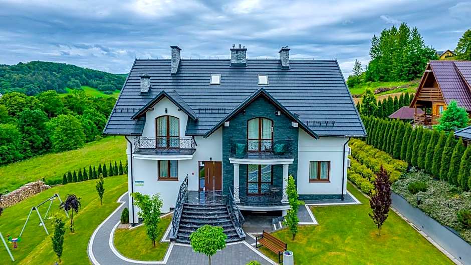 Jaworina- Apartamenty, Domki i Pokoje