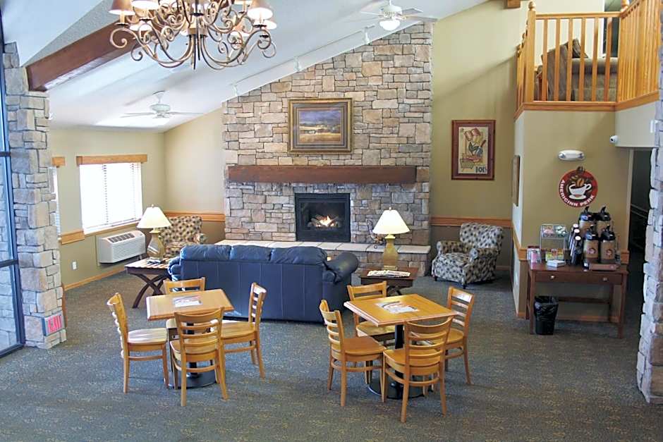 AmericInn by Wyndham Cedar Rapids/CID Airport
