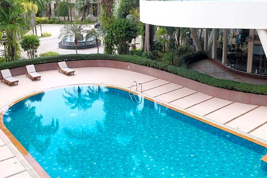 Grand Garden Hotel & Residence