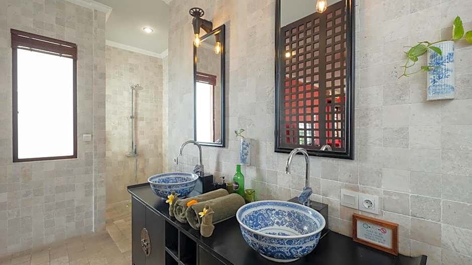 NicoNico Mansion by Villa Finder