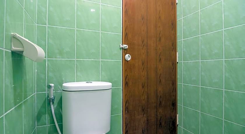 RedDoorz near Politeknik Negeri Medan