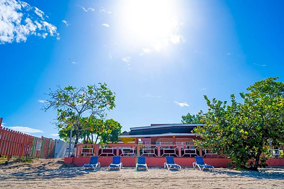 Shields Negril Villas