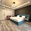 Onyx Pyramids Boutique Hotel
