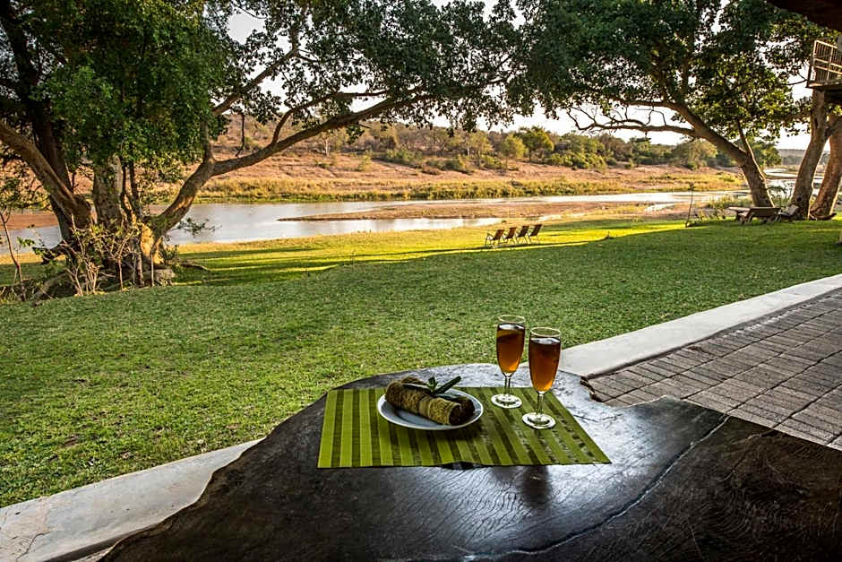 Maninghi Lodge