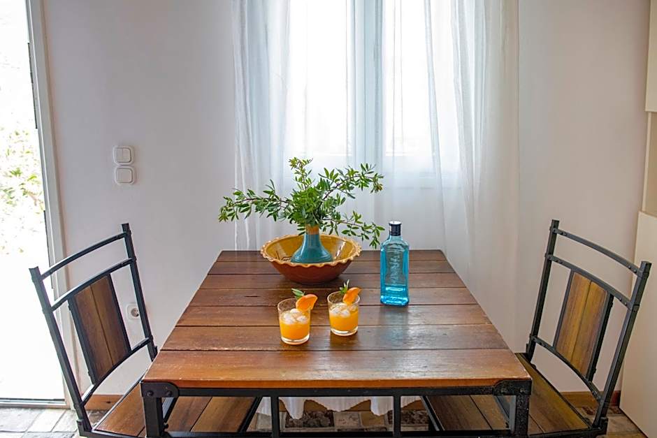 Archipelago Sifnos - Seaside Accommodation