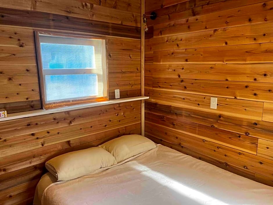 Glamping Village LEAF