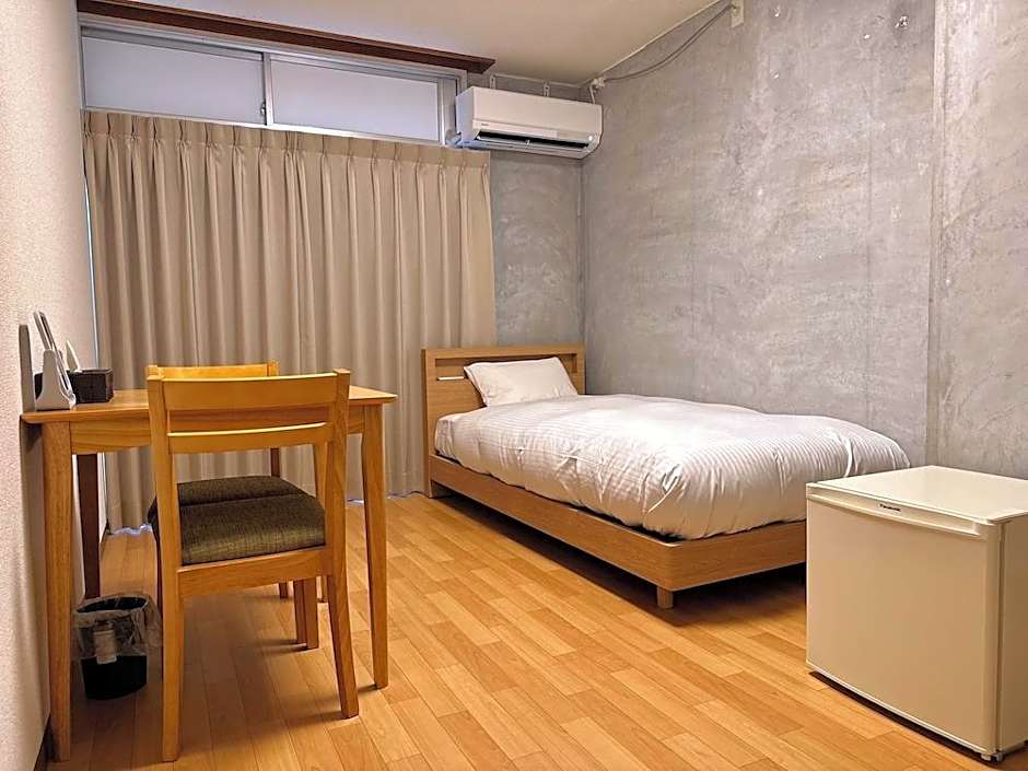 TRAVEL&BOOK HOTEL HULATONCABIN TAKAMATSU